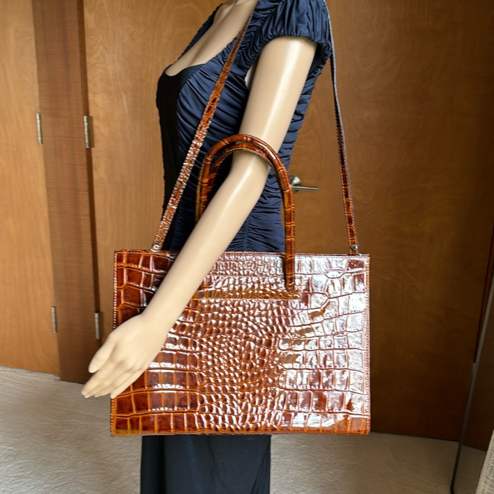 Italian leather zip top briefcase.